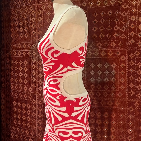 2B bebe backless cotton stretch dress - Picture 3 of 6